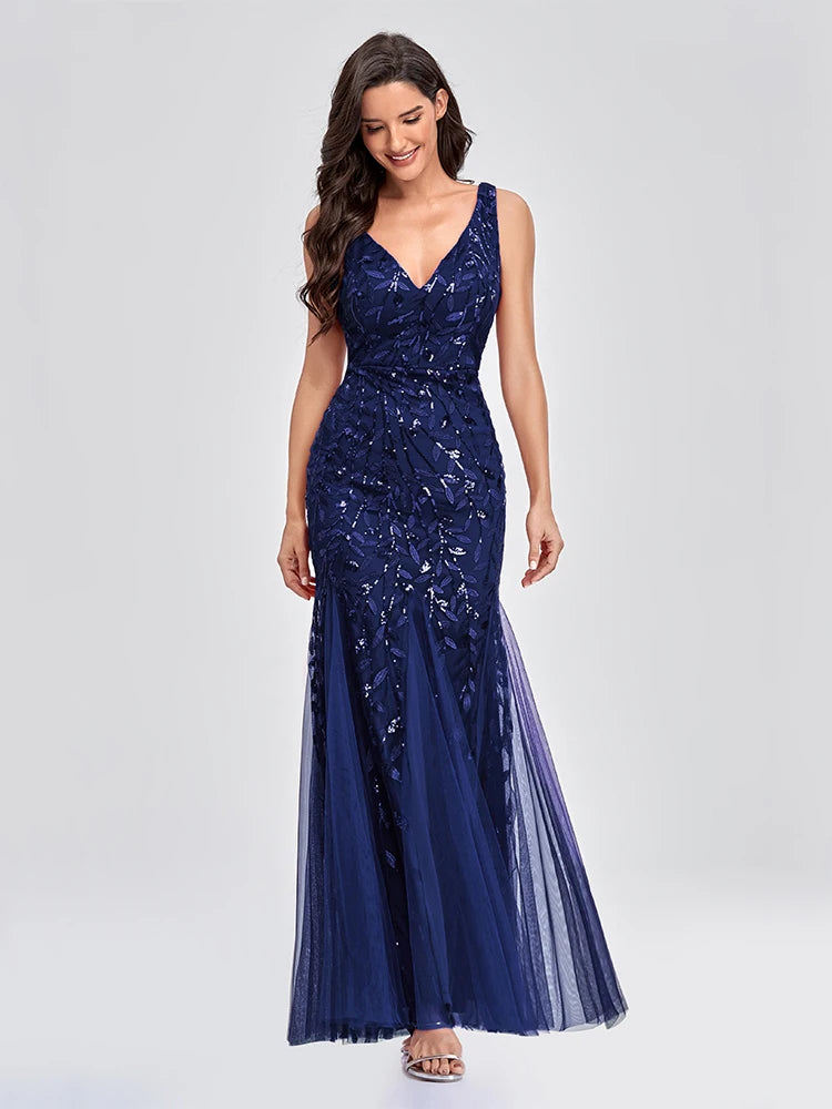 Vestido Cocktail Sem Mangas com Decote em V e Lantejoulas