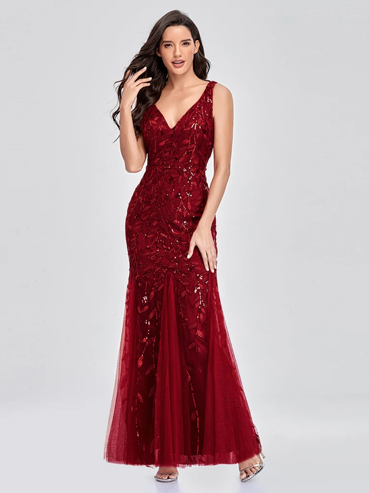Vestido Cocktail Sem Mangas com Decote em V e Lantejoulas
