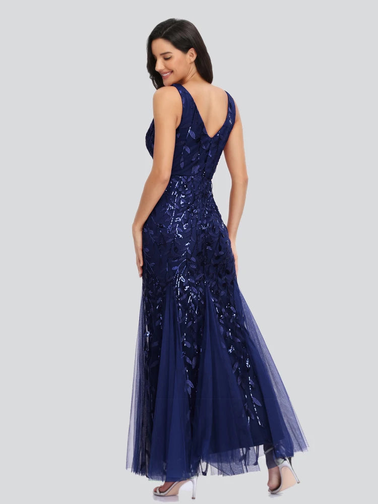 Vestido Cocktail Sem Mangas com Decote em V e Lantejoulas