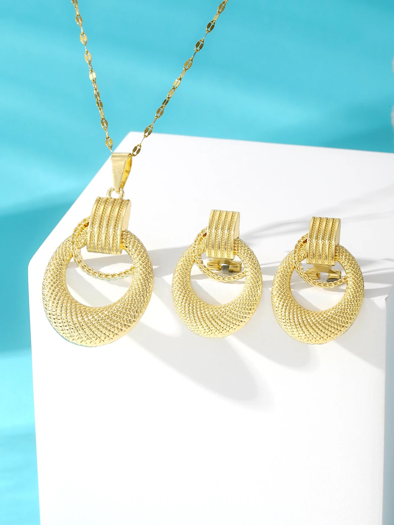 Conjunto Colar e Brincos
