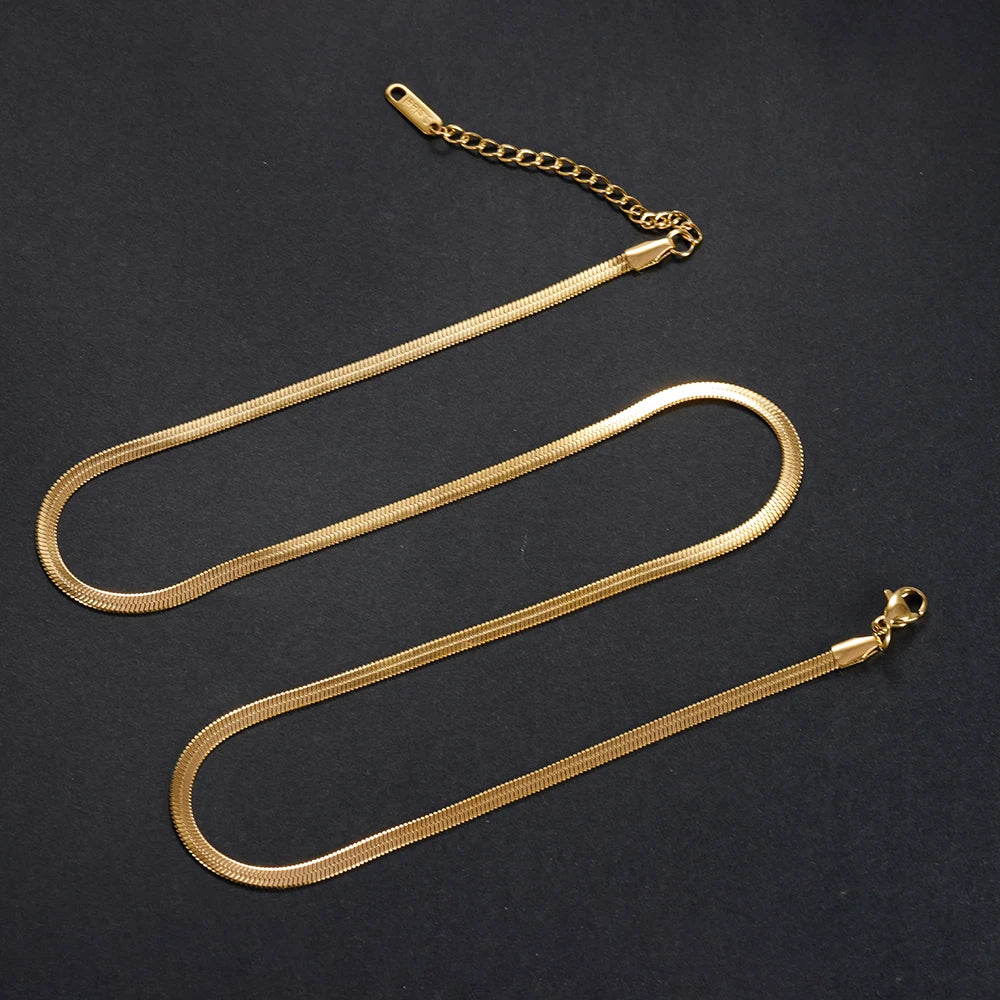 Colar de Aço Inoxidável Dourado