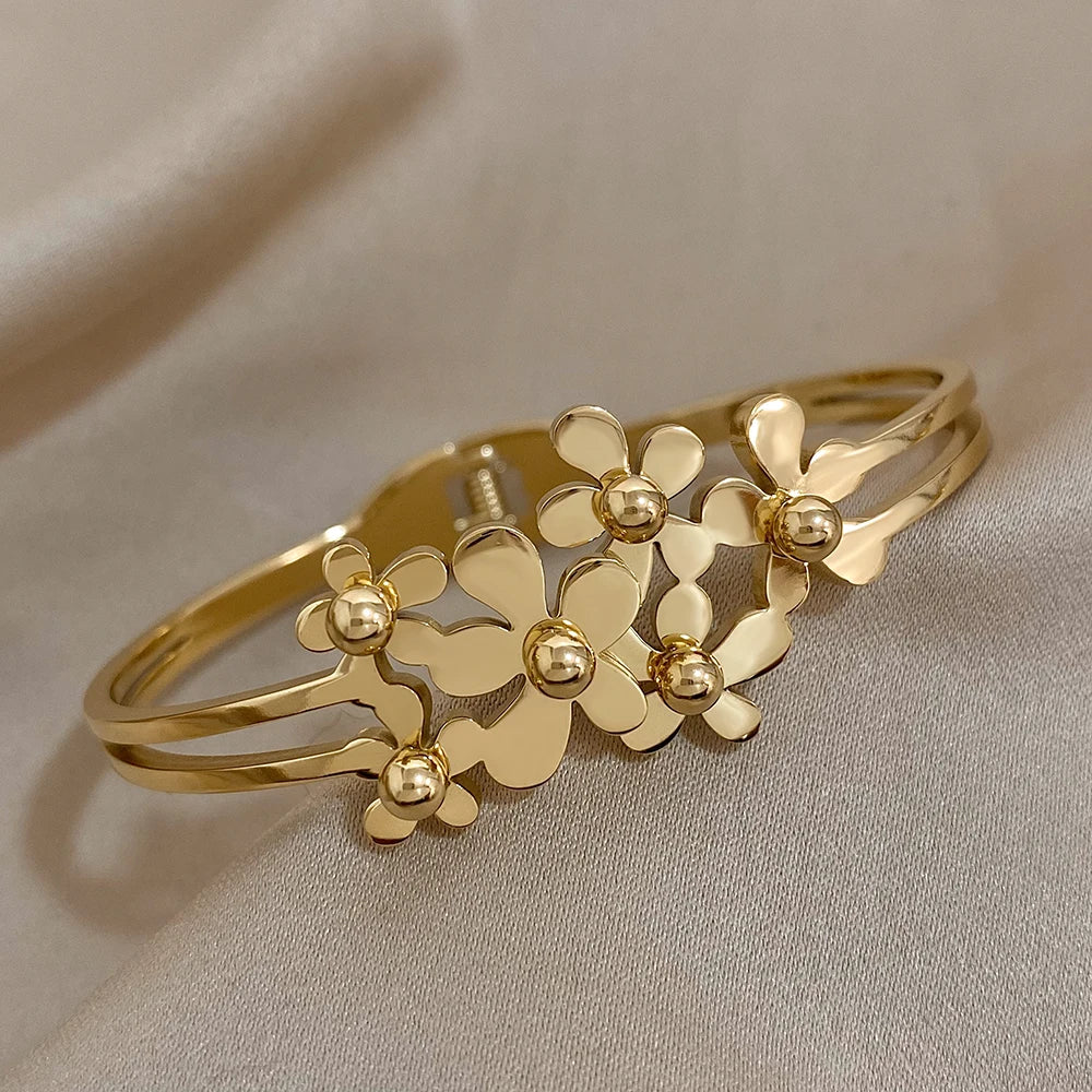 Pulseira Flores Elegante