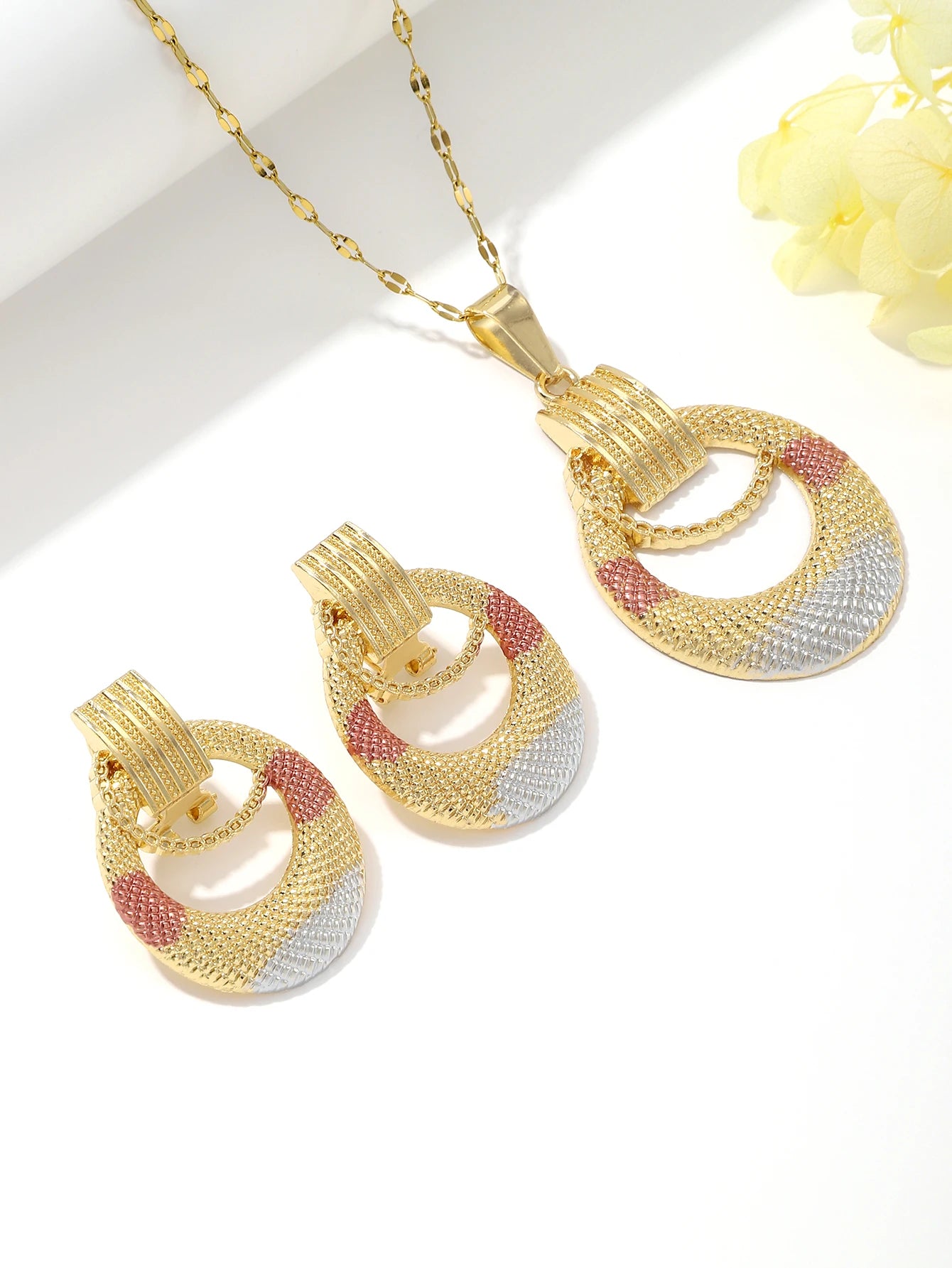 Conjunto Colar e Brincos