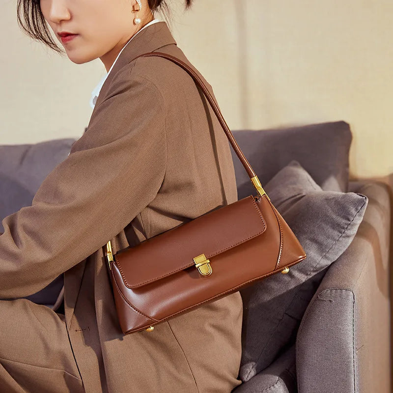 Bolsa Baguete Luxuosa