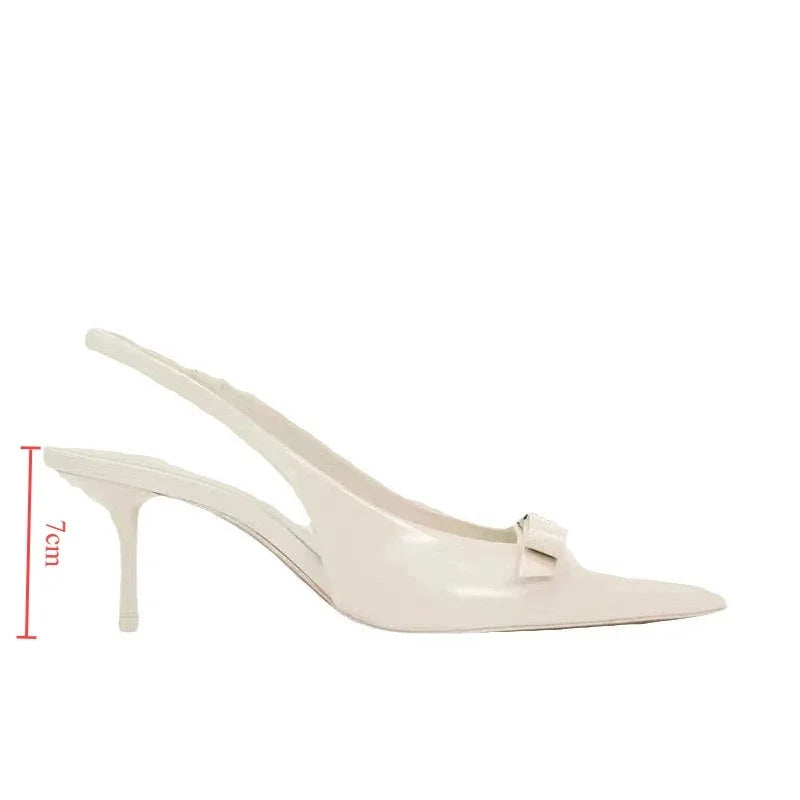 Sandálias de Salto Alto Femininas com Decoração Elegante