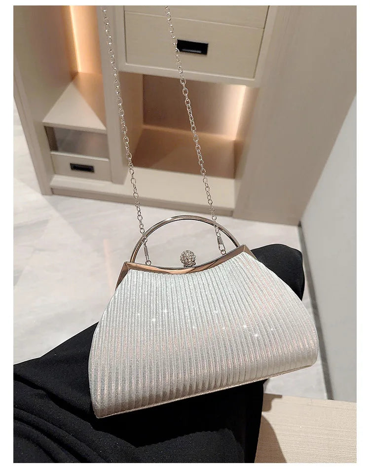 Bolsa de Noite Plissada Feminina com Glitter