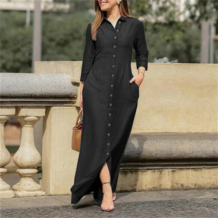 Vestido Longo Feminino em Denim com Manga Longa e Botões
