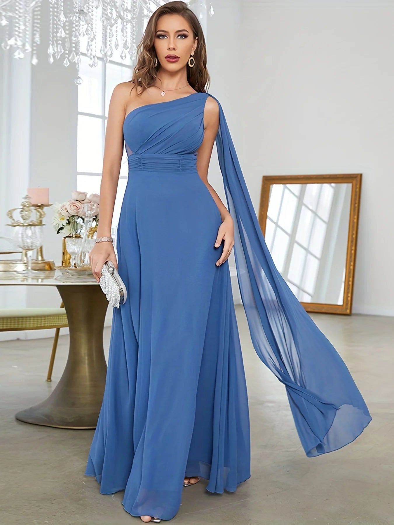 Vestido de Noite Sem Mangas com Design Plissado