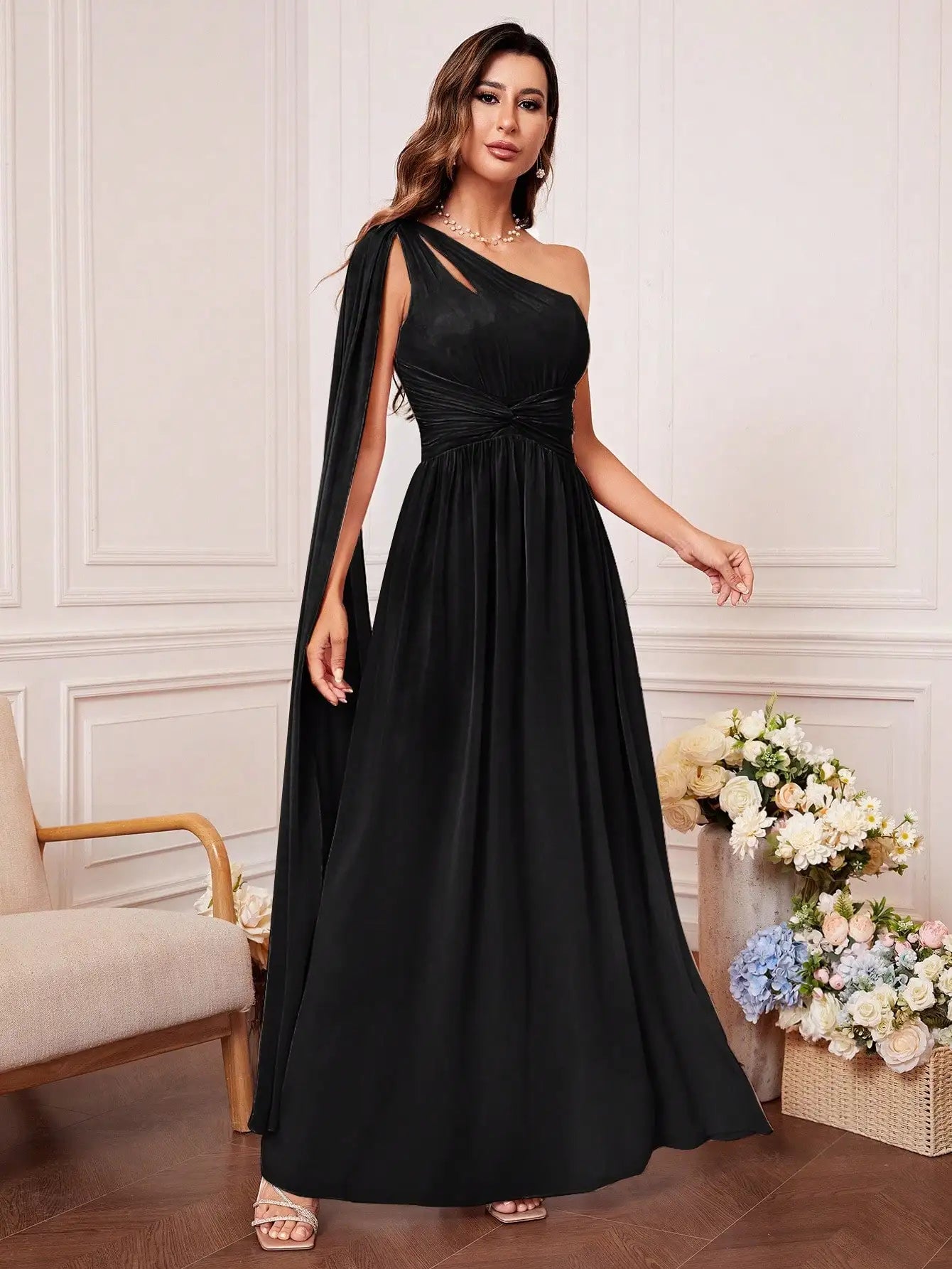 Vestido de Dama de Honra com Lazo Frontal e Um Ombro