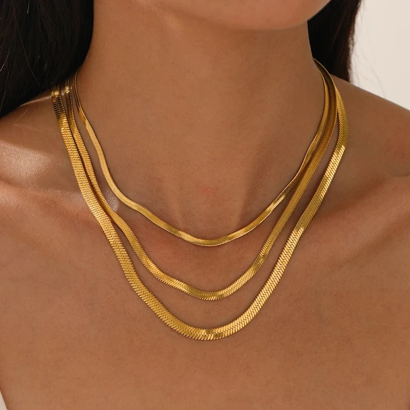Colar de Aço Inoxidável Dourado