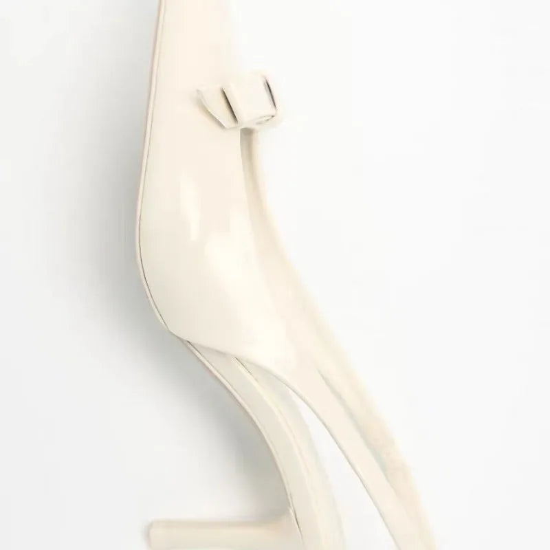 Sandálias de Salto Alto Femininas com Decoração Elegante