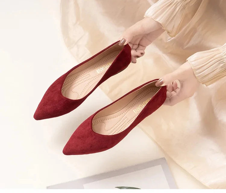 Tênis Feminino Casual com Bico Fino