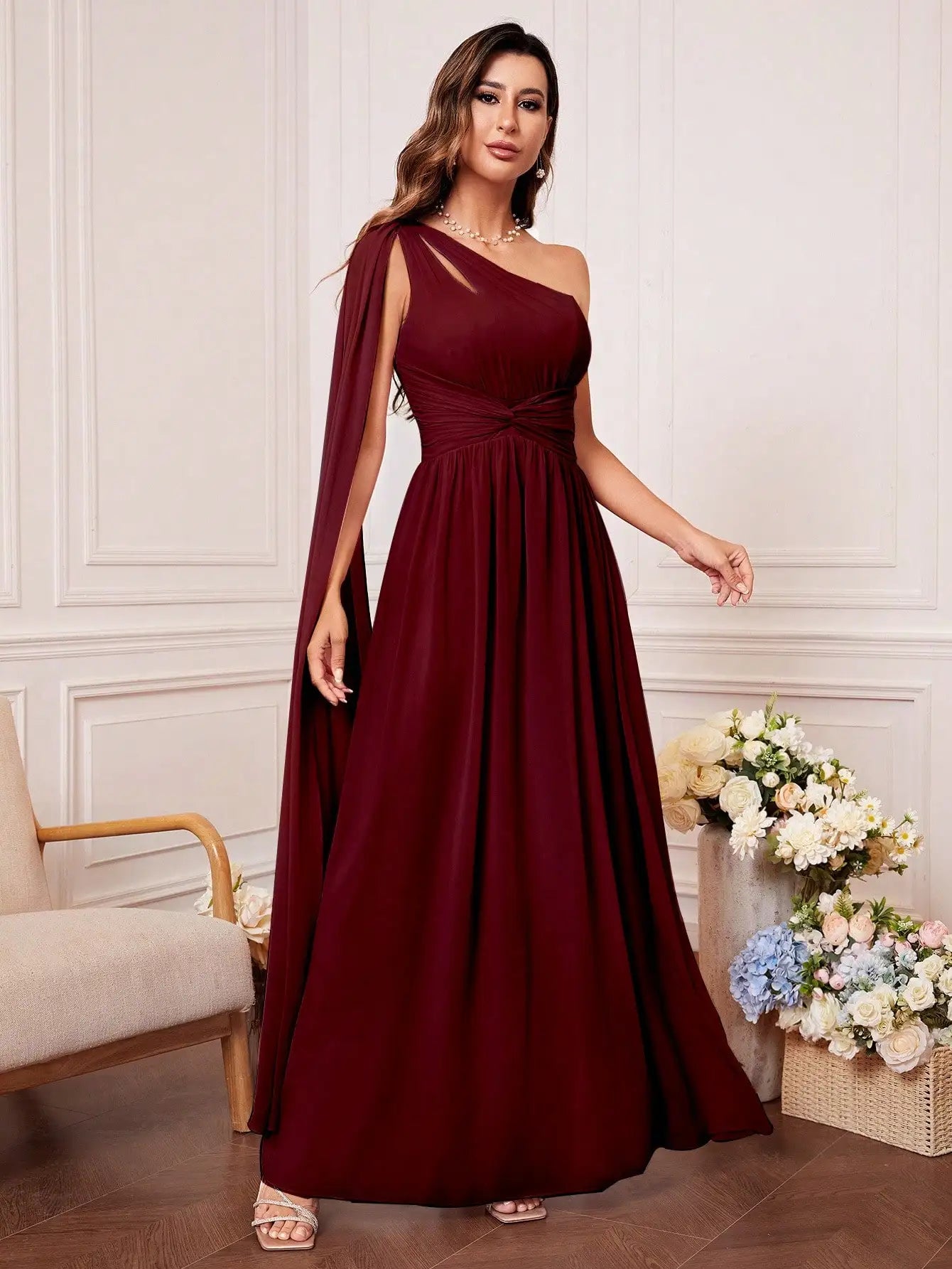 Vestido de Dama de Honra com Lazo Frontal e Um Ombro