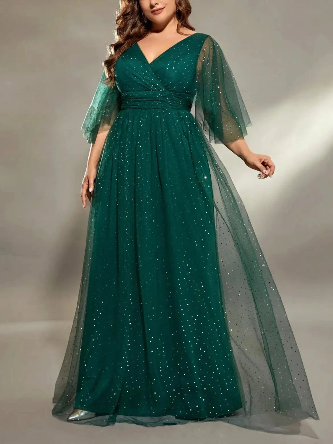 Vestido Plissado V-neck com Manga Longa e Saia Completa