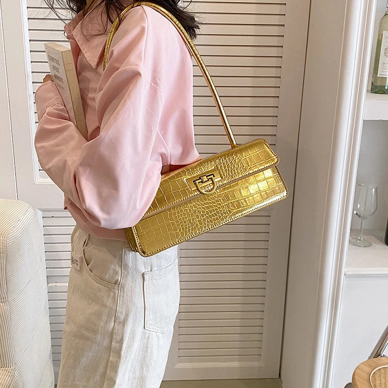 Bolsa Baguete Dourada
