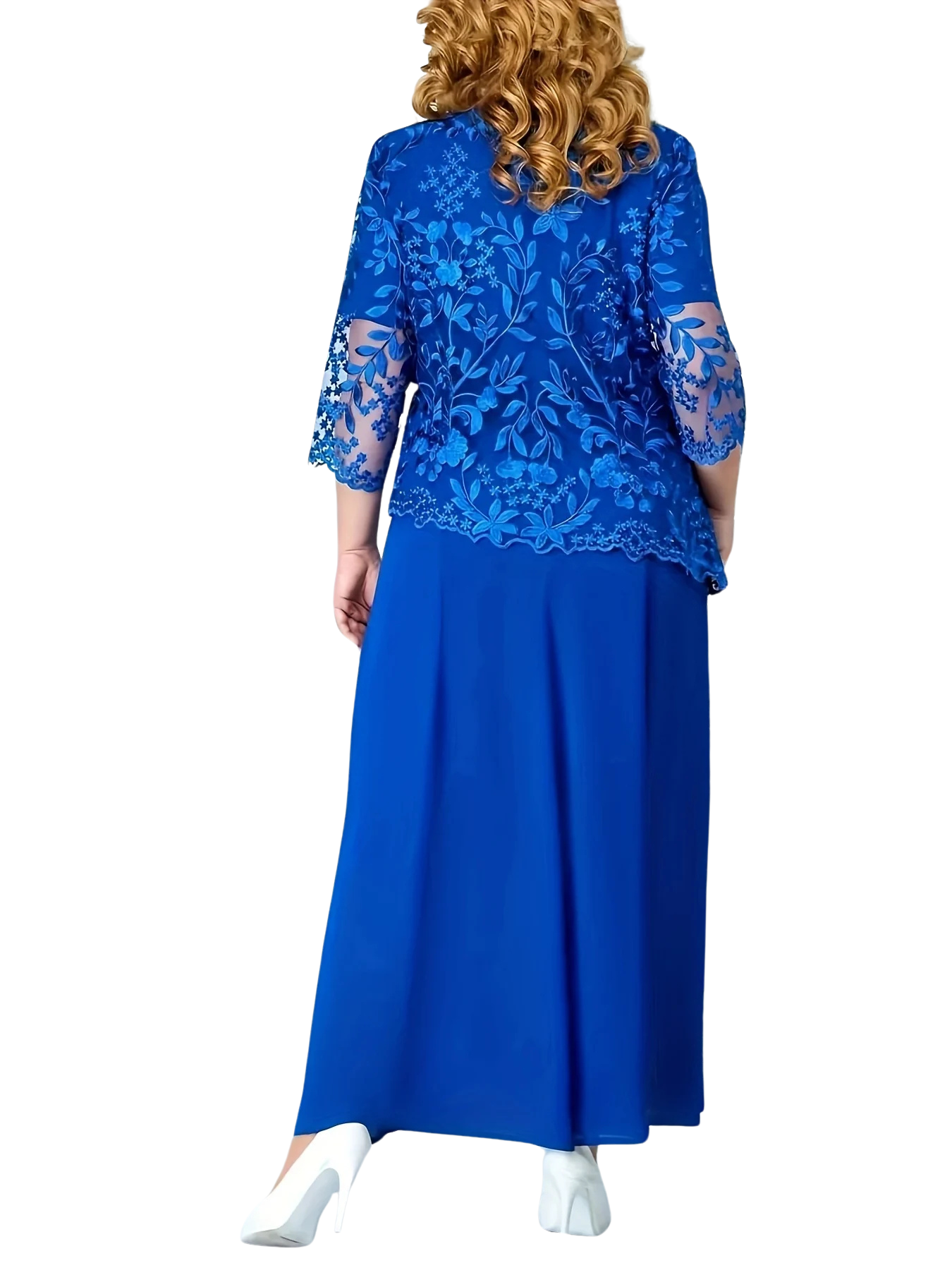 Vestido Bordado em Renda