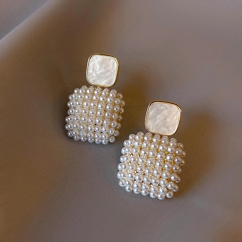 Brincos Quadrados com Pérola