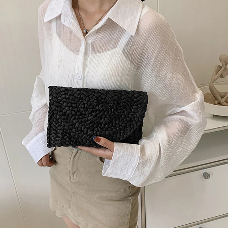 Bolsa Clutch de Palha