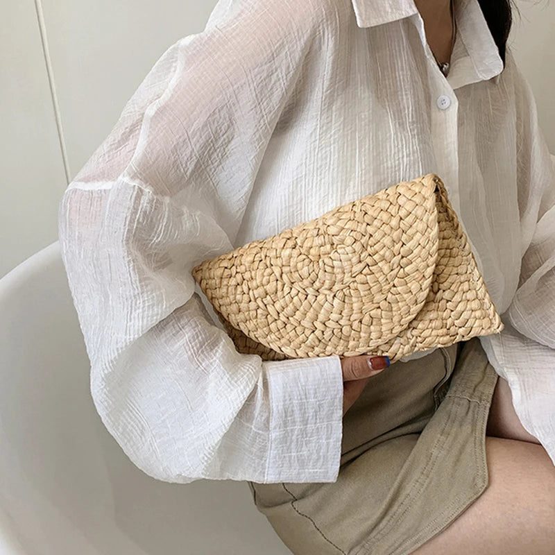 Bolsa Clutch de Palha