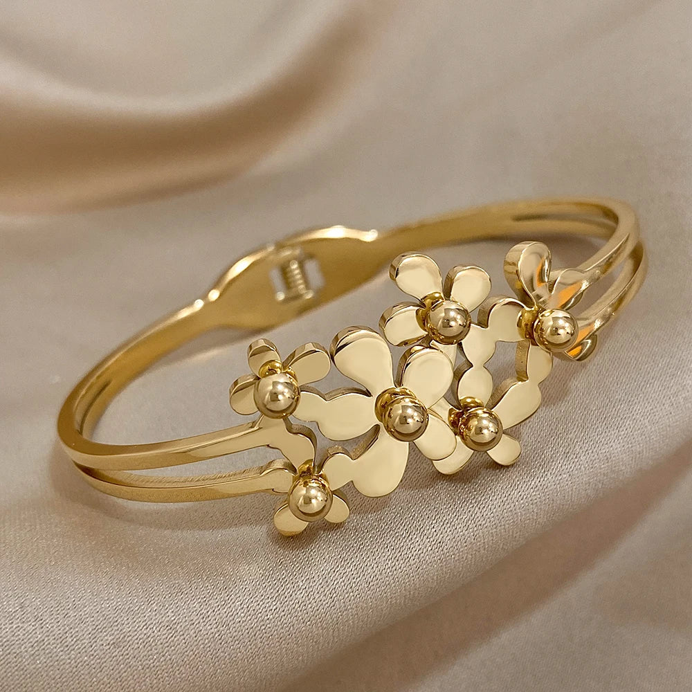 Pulseira Flores Elegante