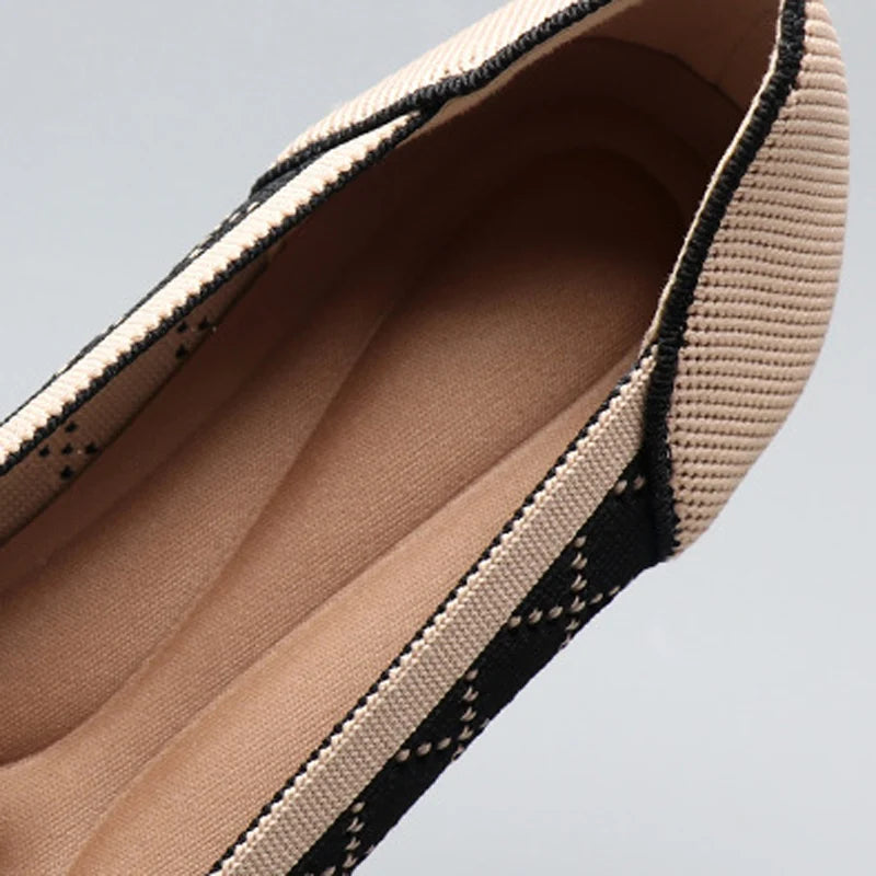 Sapato Feminino Casual Liso e Confortável