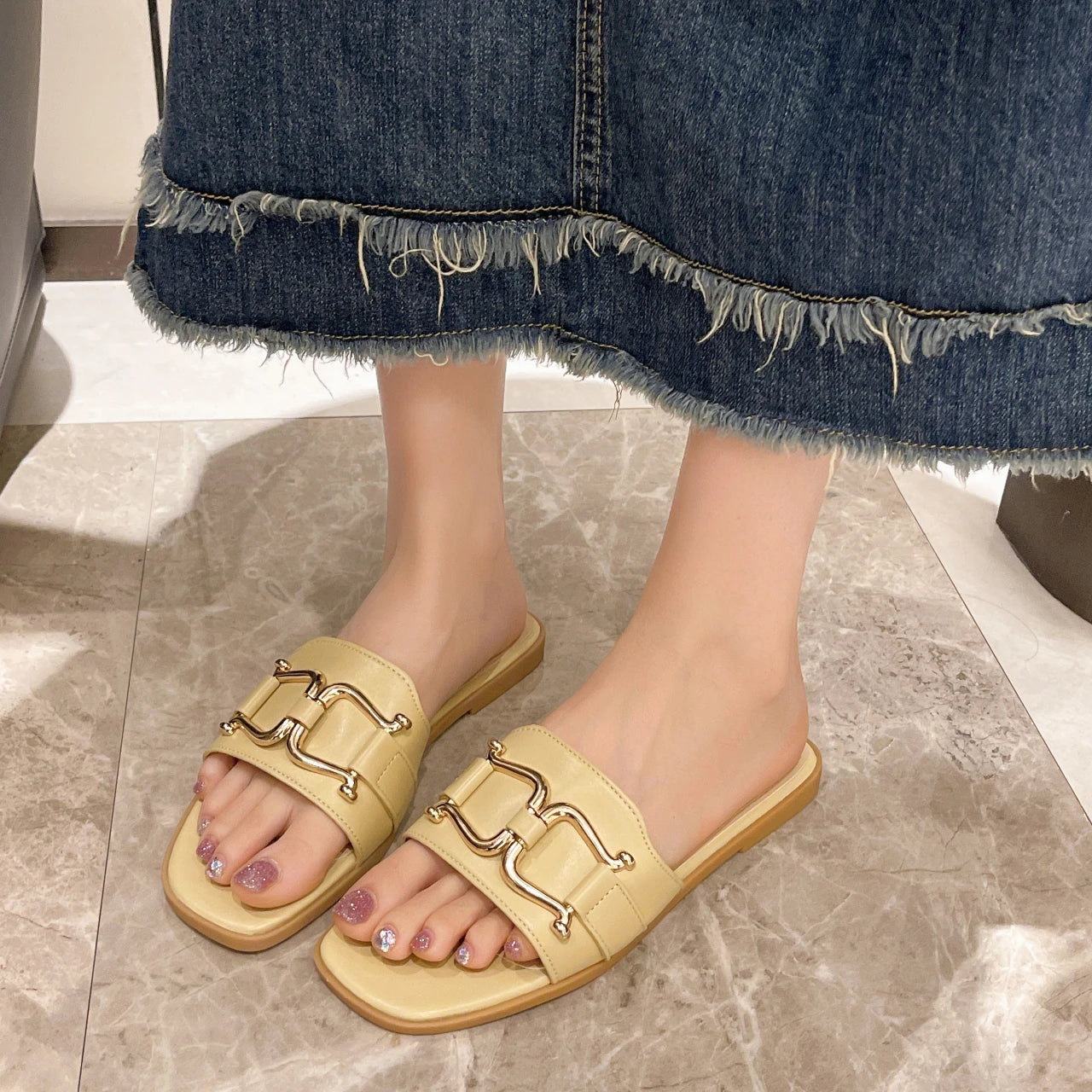 Sandálias de Couro PU Femininas - Estilo Casual