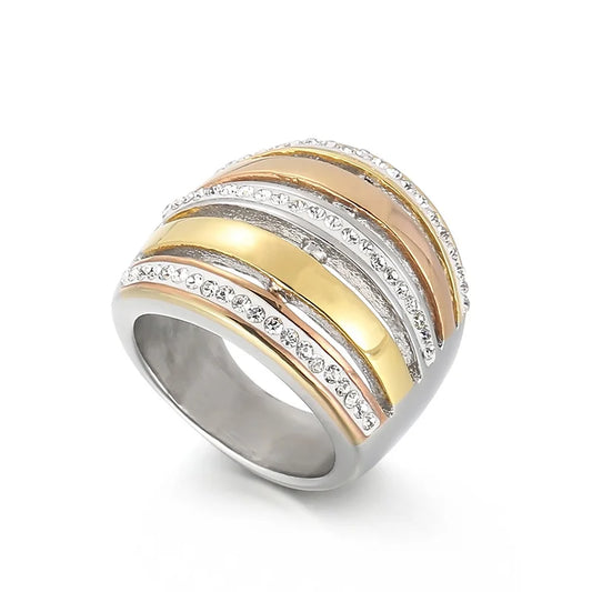 Anel Elegante de Luxo